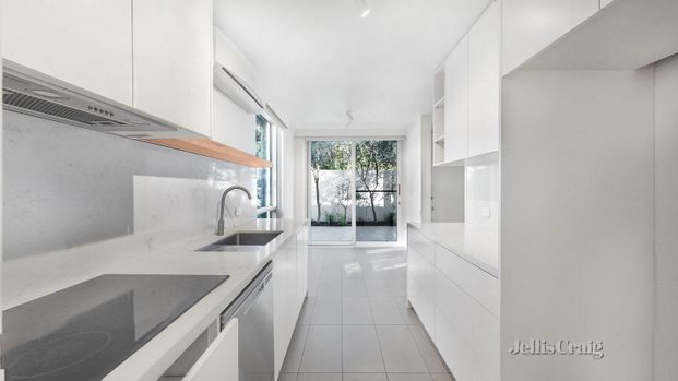 14/5 Northampton Pl, South Yarra - Photo 1