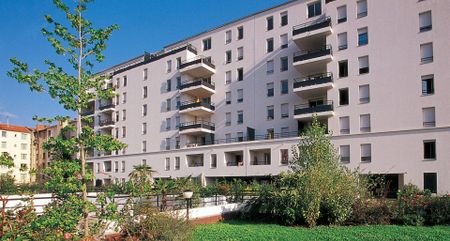 location Appartement T2 DE 41.45m² À VILLEURBANNE - Photo 3