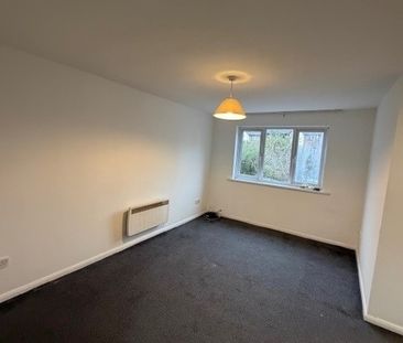 1 Bed Flat, Plowman Close, N18 - Photo 3