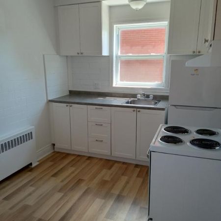 2 1/2 à louer, LIBRE le 1er MAI, Rosemont/Petite-Patrie - Photo 4