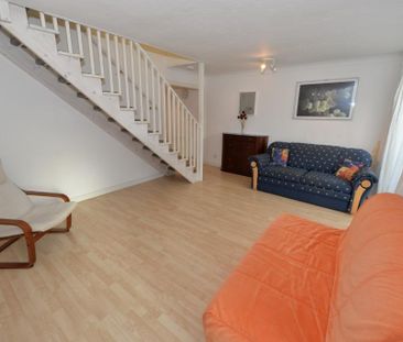 3 bedroom terraced house to rent - Photo 3
