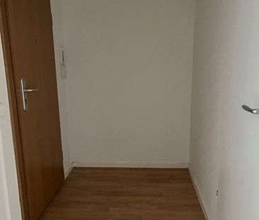 Altersfreundlich mit Aufzug! 1-Zimmer-Wohnung mit Balkon im EG - Photo 4