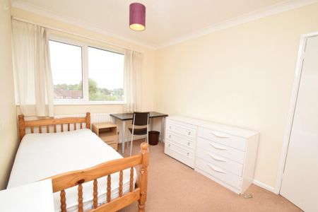 4 bedroom terraced house to rent - Photo 2