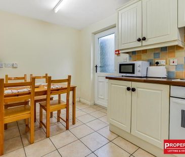 STUDENT ACCOMMODATION, 8 Northland Terrace, Derry/Londonderry, BT48... - Photo 3