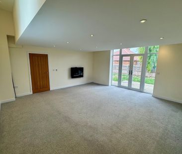 Hall Farm Close - Photo 4