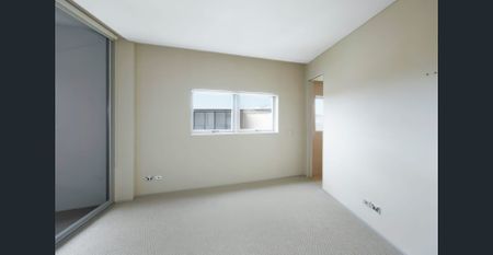 Three bedrooms, city & harbour views in 'Ivy' - Photo 5