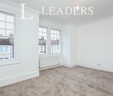 4 bedroom terraced house to rent - Photo 5