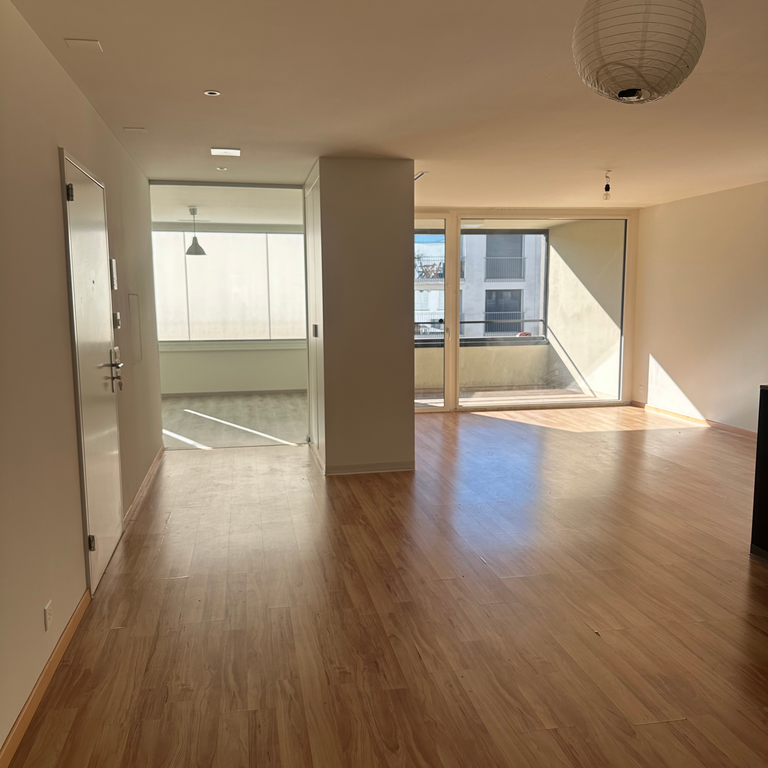 4.5 Zimmer-Wohnung im Zypressenhof zu vermieten - Photo 1