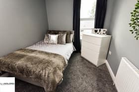 10 Bed - 28 Regent Park Terrace, Hyde Park, Leeds - LS6 2AX - Student - Photo 5