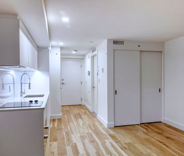 3460 Peel Street - Photo 1