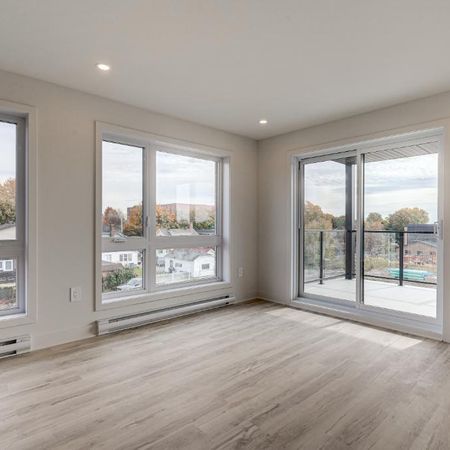 Beau 41/2 récent, ascenseur, centre-ville de Valleyfield ! - Photo 3