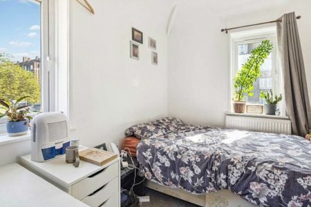 Bloemfontein Road, Shepherds Bush, W12 - Photo 4