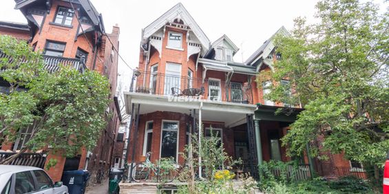 3 Bedroom Detached Home @ College & Ossington - Photo 3