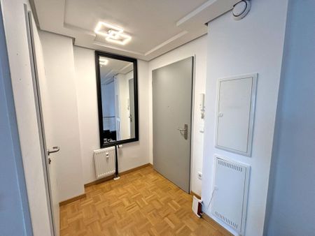 Lichtdurchflutete Maisonette-Wohnung am Marktplatz in Hamm - Photo 2