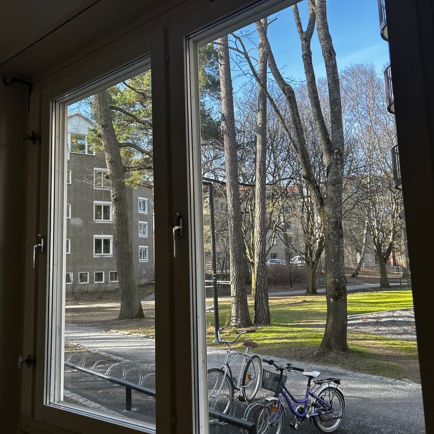 Björnstigen, Solna - Photo 1