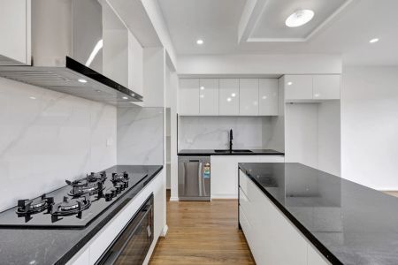 Quality, Comfort & Location All in One - Photo 4