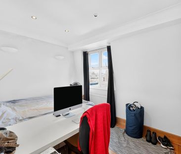 2 bedroom flat to rent - Photo 6