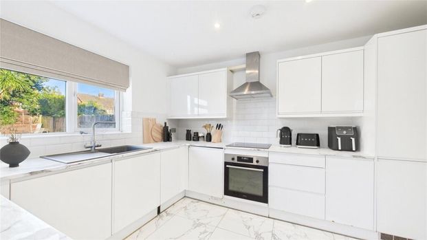 Hazel Road, Mytchett, Camberley, GU16 - Photo 1