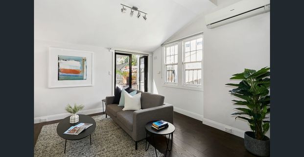 Bright & Renovated Edwardian with Off-Street Parking - Photo 1