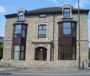 1 bedroom ground floor flat to rent - Photo 1