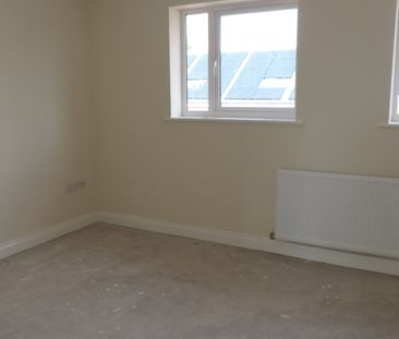 4 Bed Mid Terrace Meynell Road Leicester LE5 - Ace Properties - Photo 5