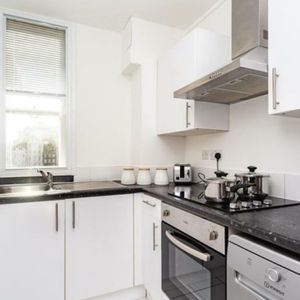 Hill Street, London, W1J - Photo 3