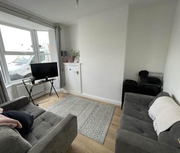 5 bedroom house to rent - Photo 1