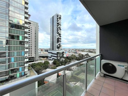 122/79 Whiteman Street - Photo 4