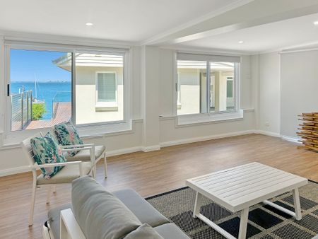 WATERFRONT LIVING - FULLY FURNISHED HOME AT BOLTON POINT - Photo 5