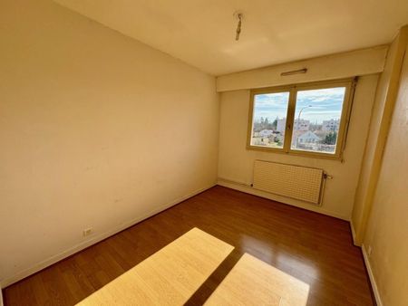 APPARTEMENT T3 A LOUER A ROANNE - PARC DES SPORTS - Photo 2