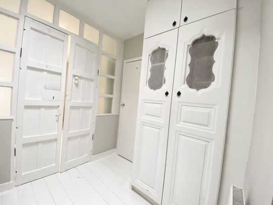 Bramham Gardens, London, SW5 flat to rent - Photo 1