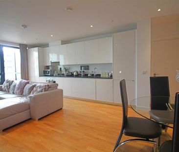 2 Bedroom Flat To Let - Photo 5