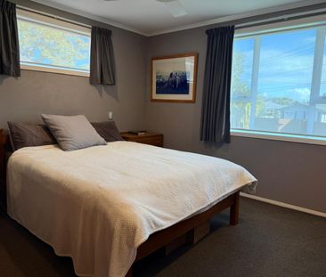 3-Bedroom Home in Prime Pakuranga Location - Photo 5