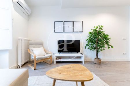 Luxury Apartment for rent in Madrid, Spain - Photo 3