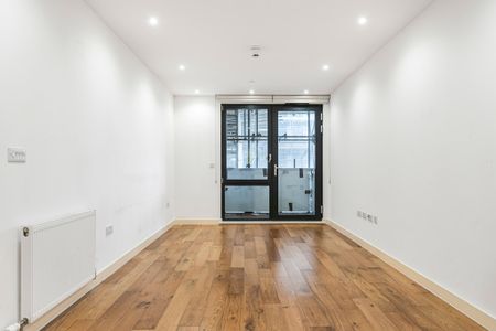 Palmers Road, Bethnal Green, London, E2 0FQ - Photo 3