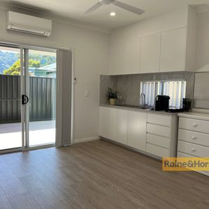 MODERN ONE BEDROOM CABIN - Photo 2
