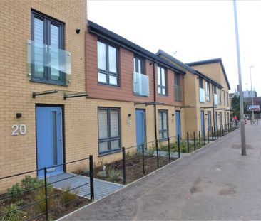 Churchill Road, Wisbech - Photo 1