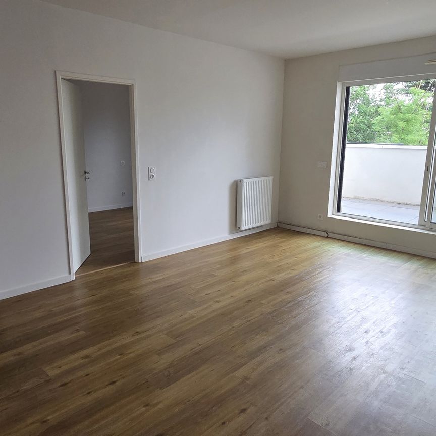 Location Appartement 4 pièces 76m² CENON 33150 - Photo 1