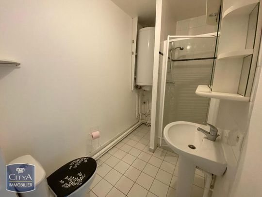 Location Appartement 2 pièces 33m² BEAUVAIS 60000 - Photo 1