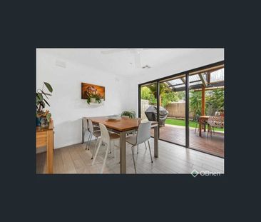 Charming 4-Bedroom Home! - Photo 3