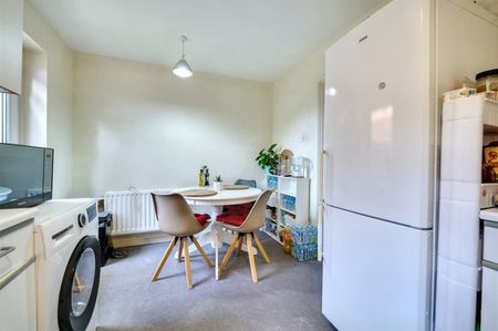 3 BED Semi-detached house To rent - Photo 3