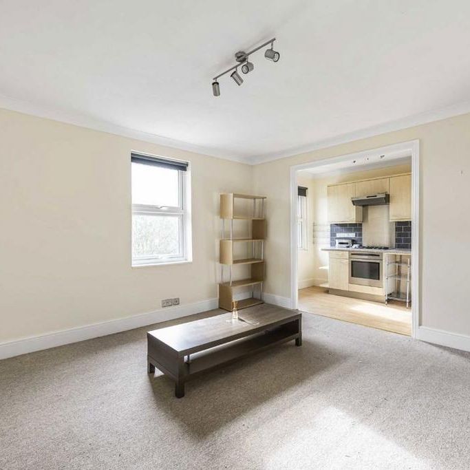 1 bedroom flat to rent - Photo 1