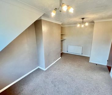 Roseville Close - Photo 2