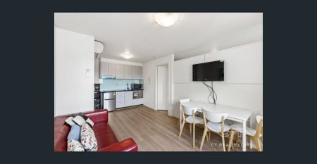 Effortless Living in the Heart of Carlton - Photo 5