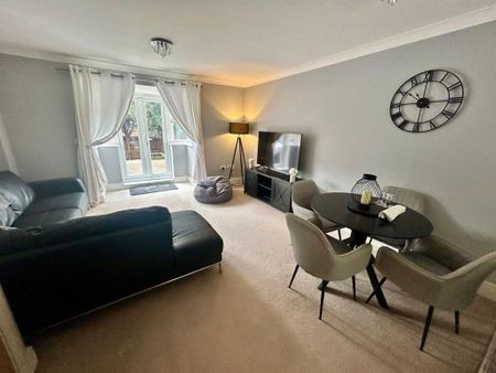 3 bedroom terraced house to rent - Photo 3