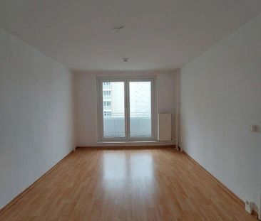 Gepflegte 2-Zimmer-Wohnung mit Balkon in ruhiger Lage zu vermieten! - Photo 2