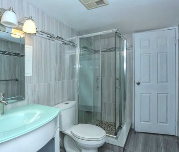 For Lease - 25 Trailwood Drive Unit# 704, Mississauga, Ontario - Photo 3
