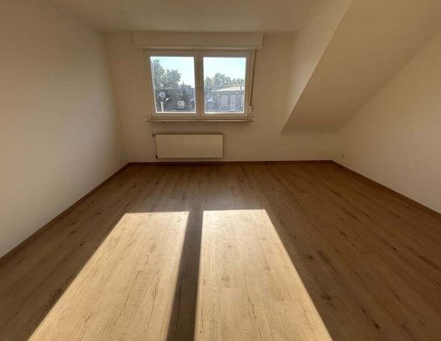 Renovierte, teilw. sanierte Wohnung perfekt für die Einzelperson - Photo 1
