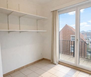 Appartement te huur in Roeselare voor € 750 met 2 slaapkamers - Foto 1