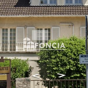 Maison • Centre - Photo 2